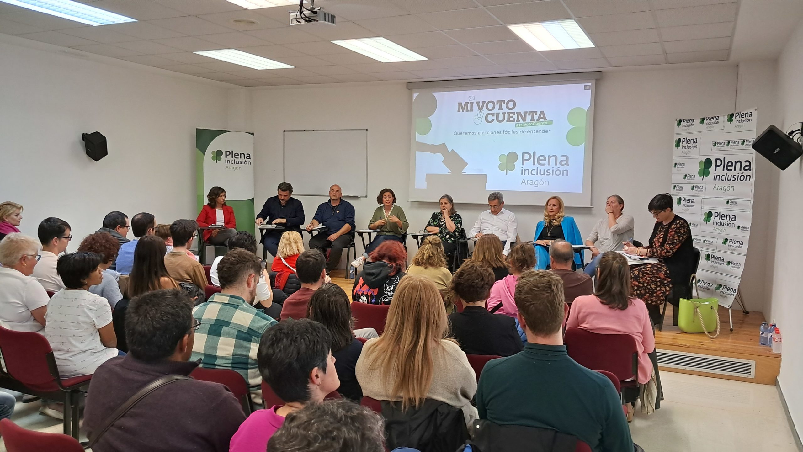 Ir a Las personas con discapacidad intelectual votan este 28M y exigen más accesibilidad y participación política