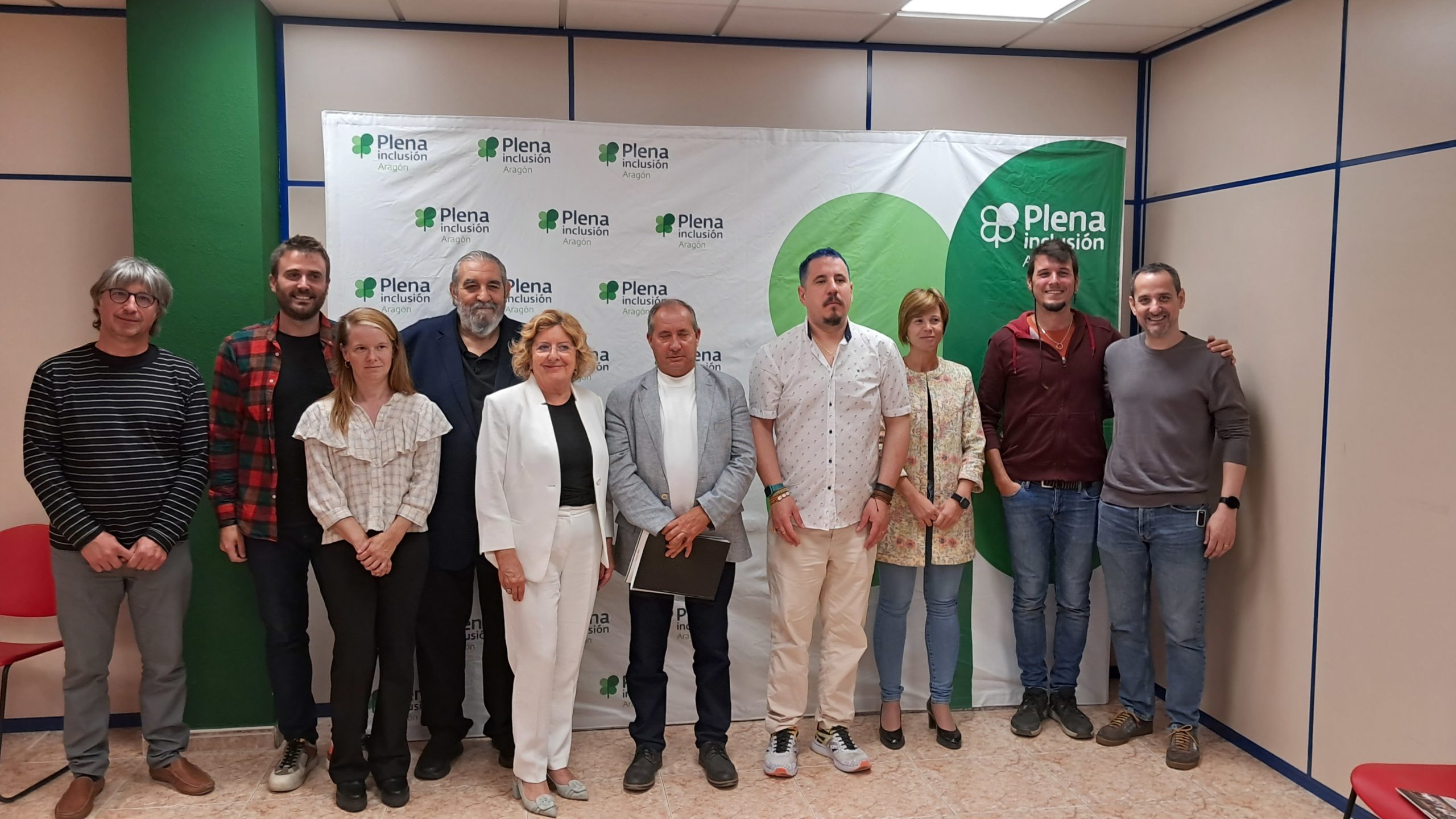 Ir a Todos los servicios y ayudas para los aragoneses con discapacidad y sus familias, a un solo clic y en lectura fácil
