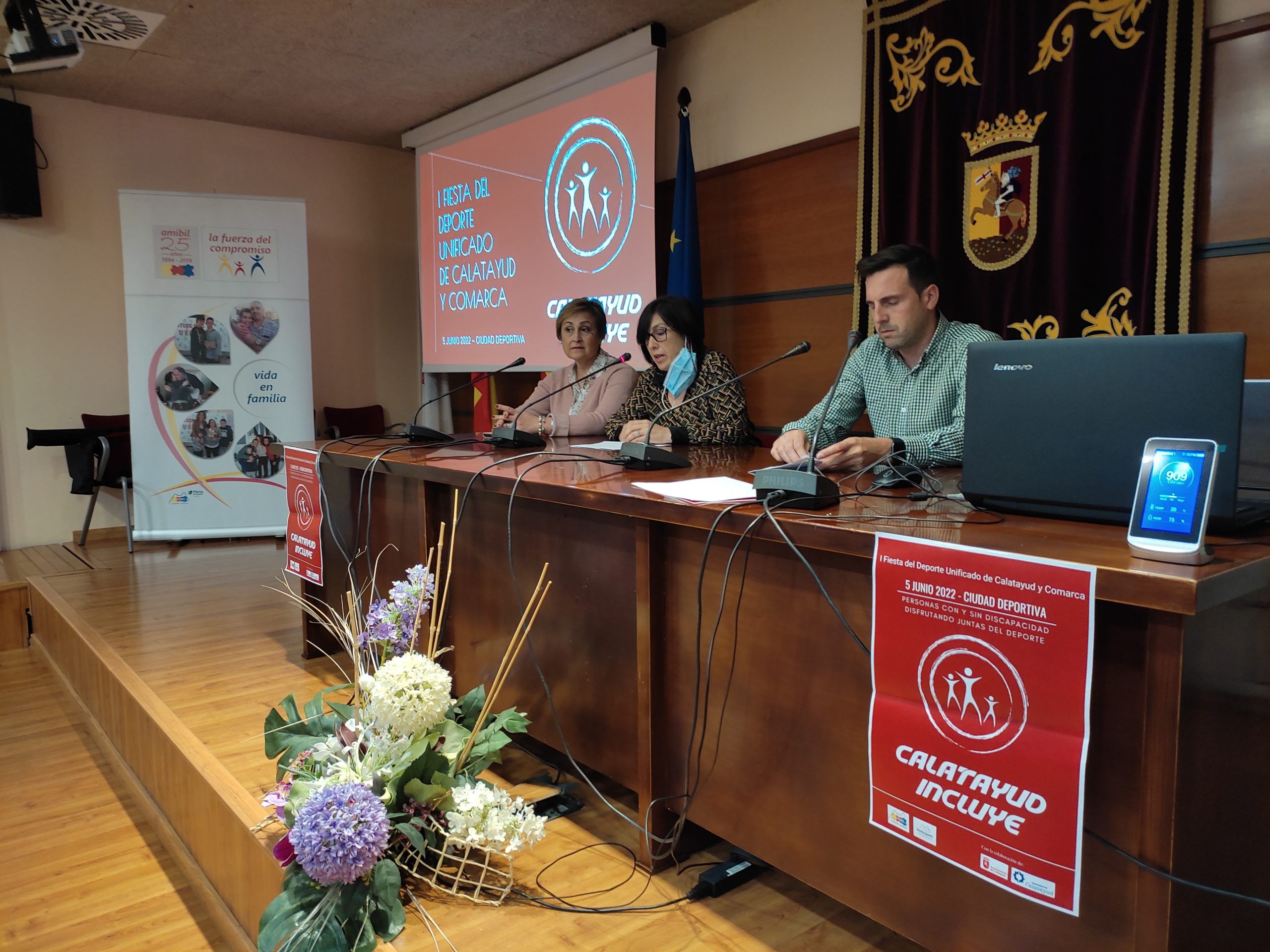 Ir a El atleta bilbilitano José Antonio Mayoral y Amibil presentan Calatayud Incluye, la primera fiesta del deporte unificado de la capital bilbilitana y su comarca