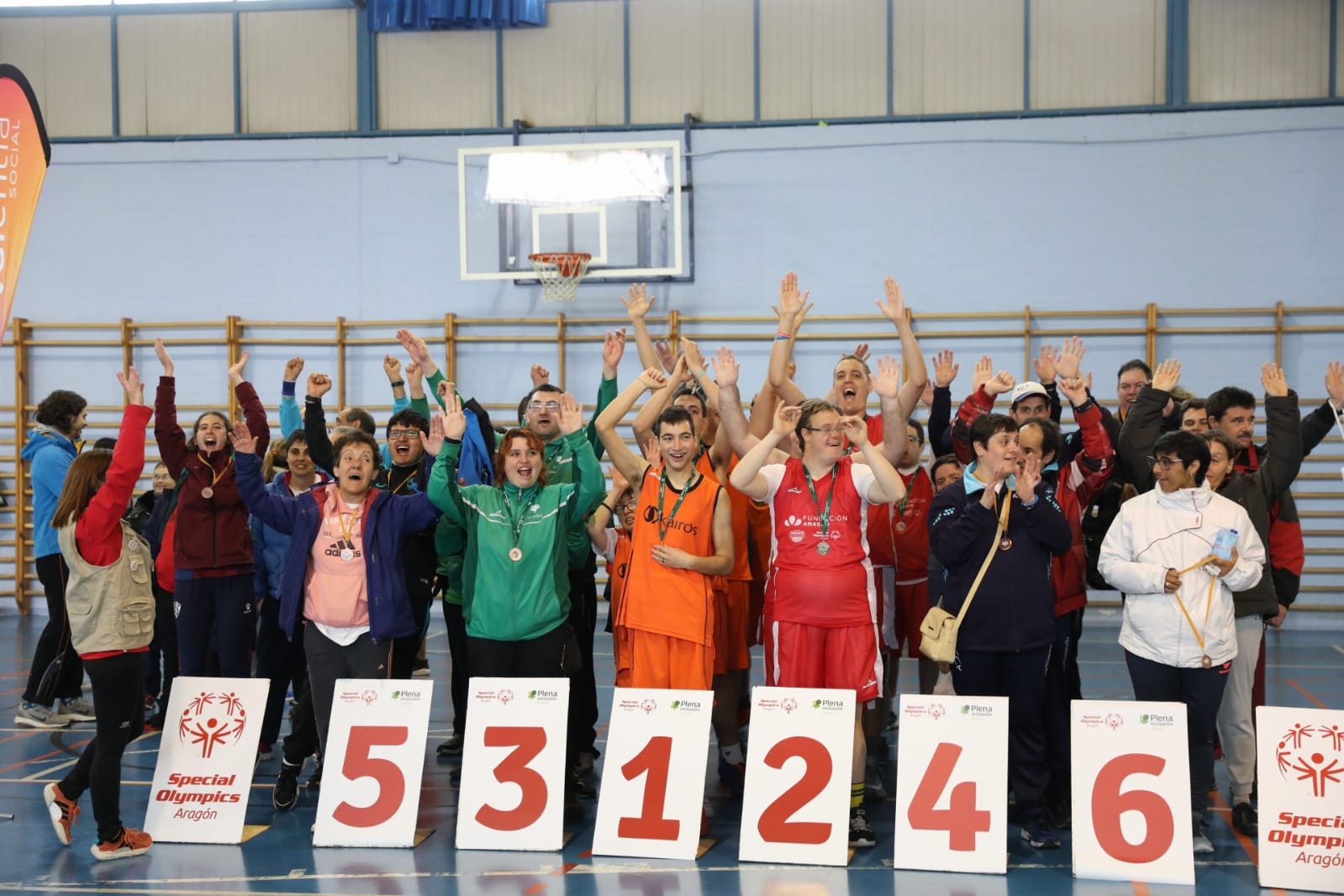 Ir a Huesca ha celebrado este fin de semana la fiesta del deporte adaptado con el XXV Campeonato de Aragón de Baloncesto y Pruebas adaptadas