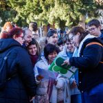Formadora y alumnado de Plena inclusión Aragón a la salida de un examen de oposiciones celebrado en Zaragoza en 2025.